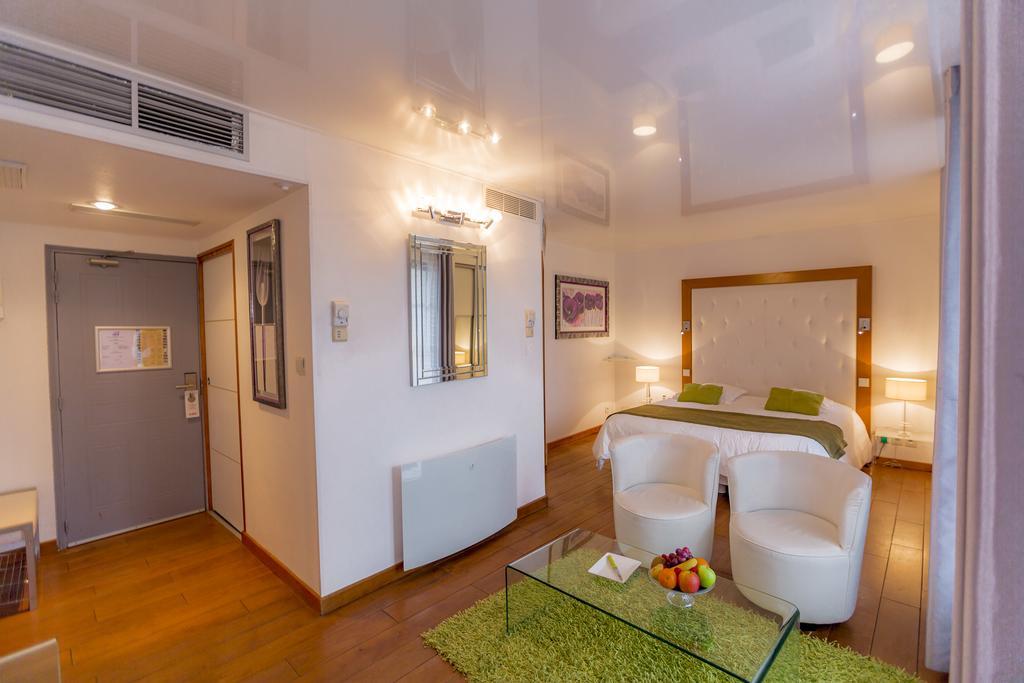 Hotel Relais Saint Jean تروي المظهر الخارجي الصورة